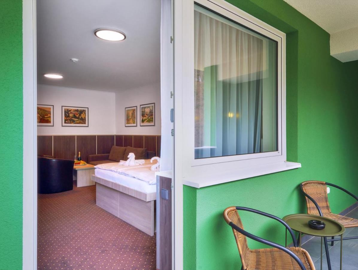 Wellness Hotel Green Paradise Pirkenhammer Exterior foto